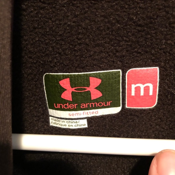 Under Armour pull over - Picture 2 of 4